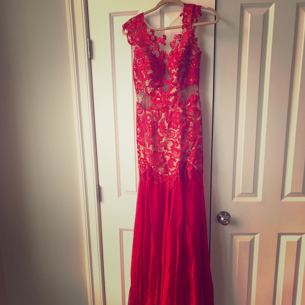 Red Lace Chiffon Gown